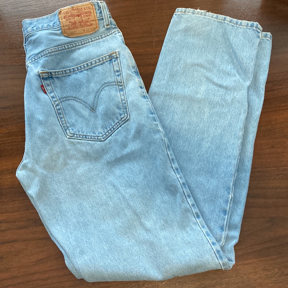 Vintage Levi’s 550 Relaxed Fit Straight Leg Jeans - 32” waist x 36” length